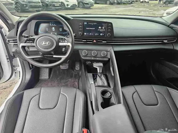 هيونداي النترا 2024 بنزين وارد كوريا 13