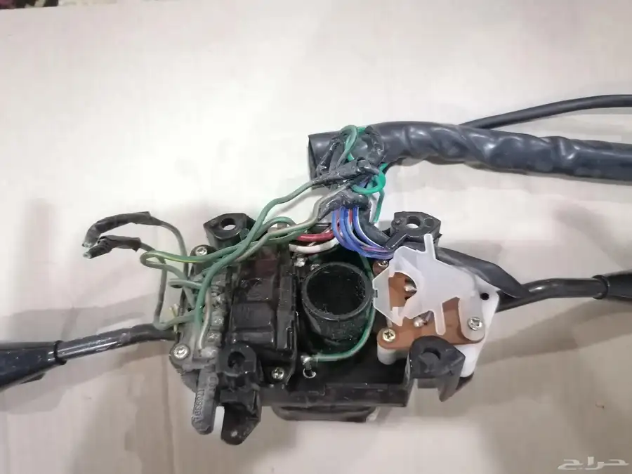 قطع غيار جيب صالون تايوتا قديم 20