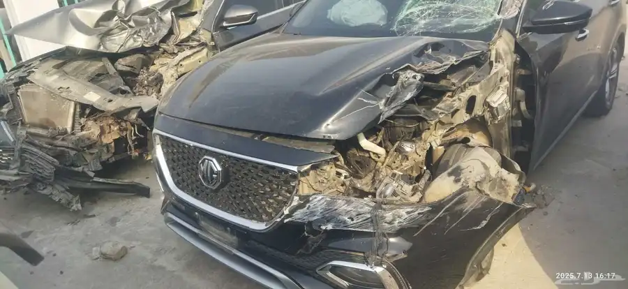 ام جي اتش اس2020 HS تشليح قطع غيار 4