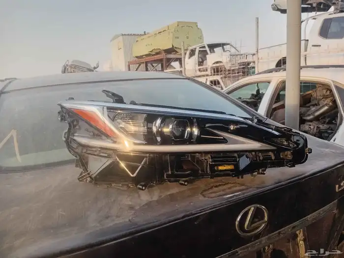 شمعه لكزز ES350. 2023 3