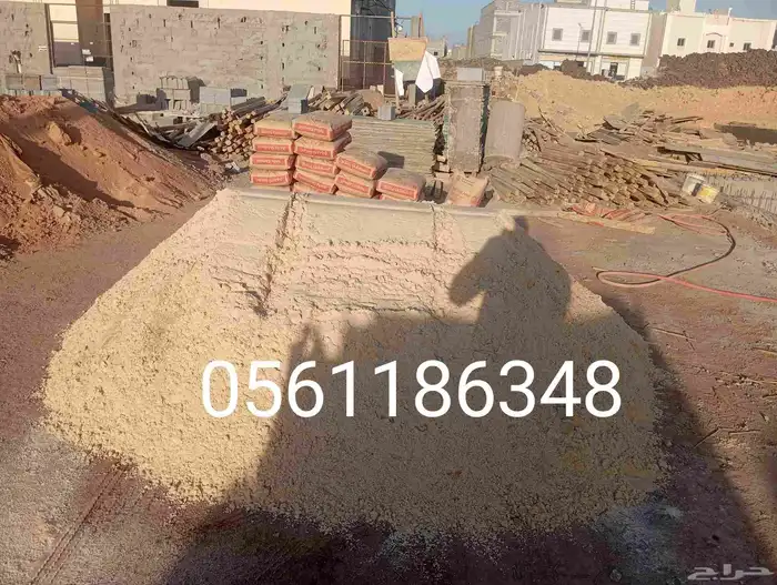 دينا قلاب لنقل المخلفات والرقش وتوريد الرمل والطوب والعتب 0