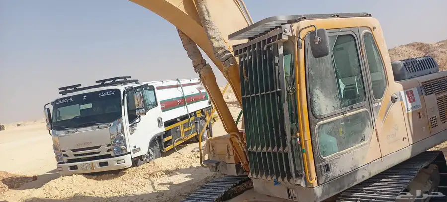 في الخرج موجودحفار بكلين في الخرج اجار شهريه يوميه او قطوعه 0
