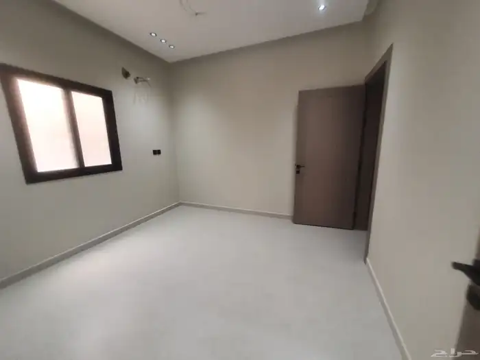 للبيع شقه تمليك علويه دبلكس جديده فى حى احد بالدمام 5