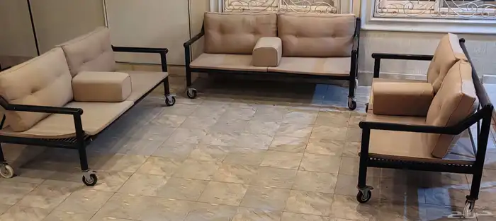 كراسي كويتيه مع طاولات 0