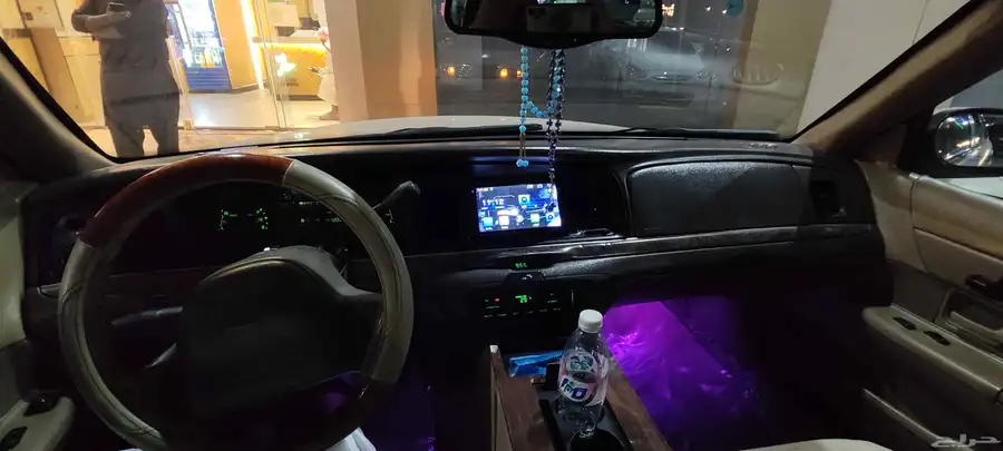 فورد فكتوريا نظيف لوحه مميزه لسنة 2025 للبيع السياره او لوحه 13