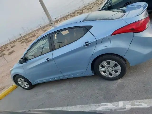 Hyundai elantra 2013 3