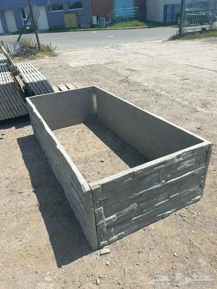 احواض زرع اسمنتية تركيب 3