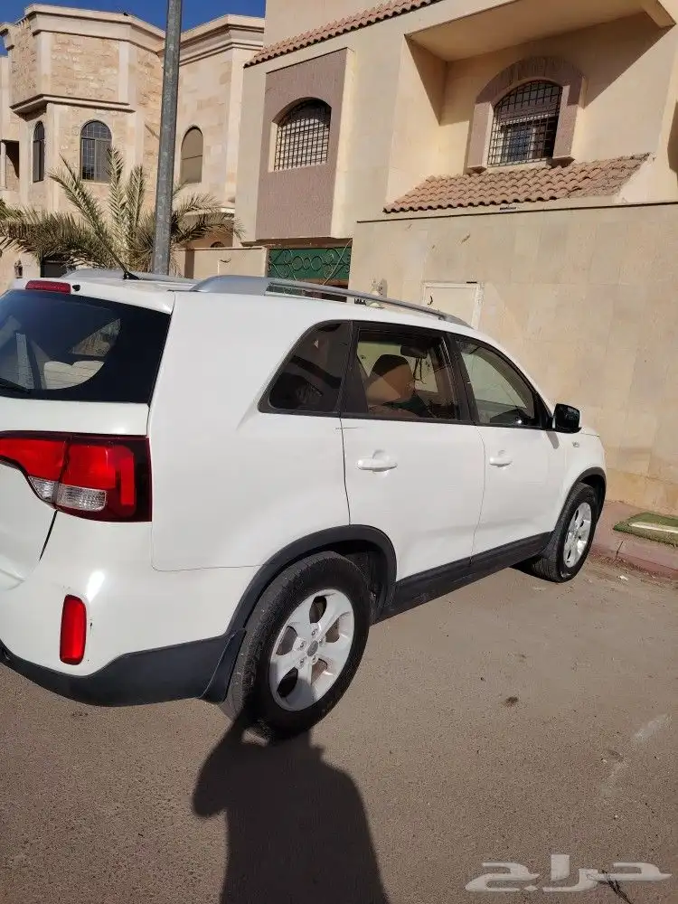 كيا سورينتو 2015 3