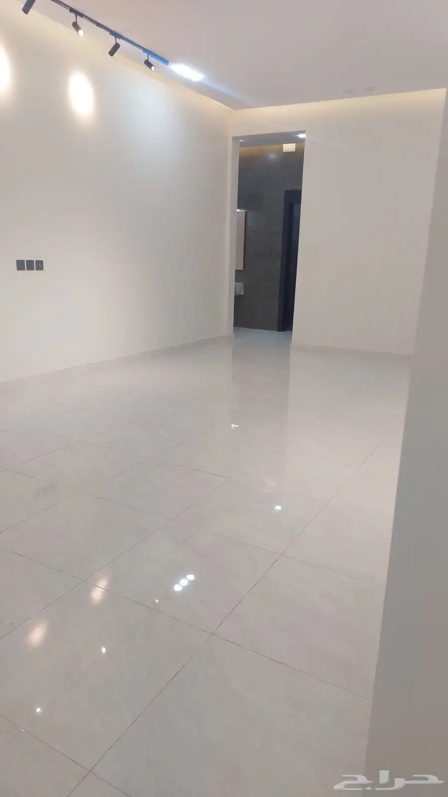 شقق فاخرة للبيع بمدينة ابها خلف مستشفى النساء والولاة 4