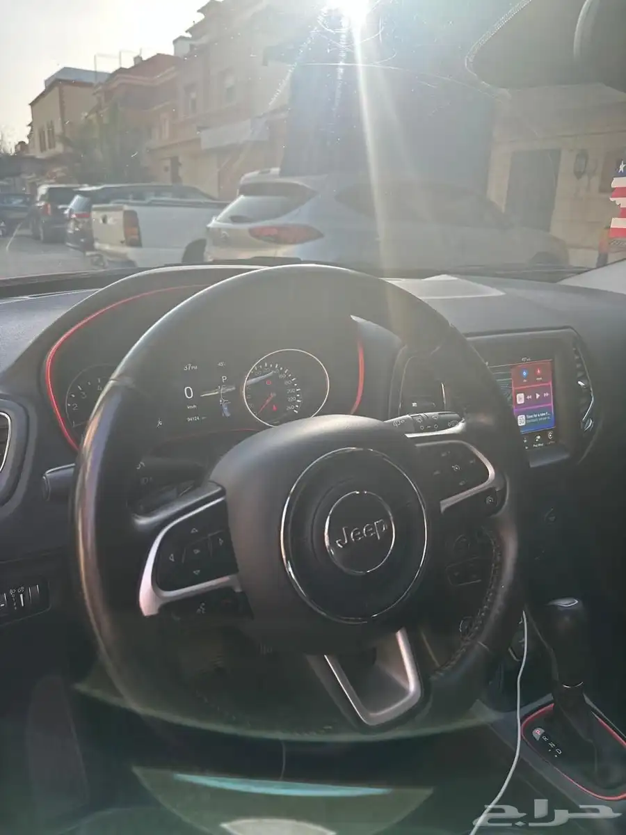 كومباس تريل هوك 8