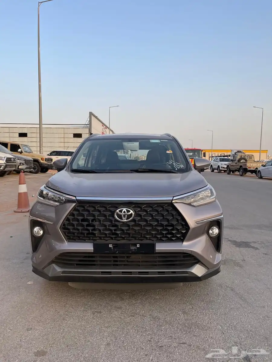 تويوتا فيلوز GLX بنزين 2025 0