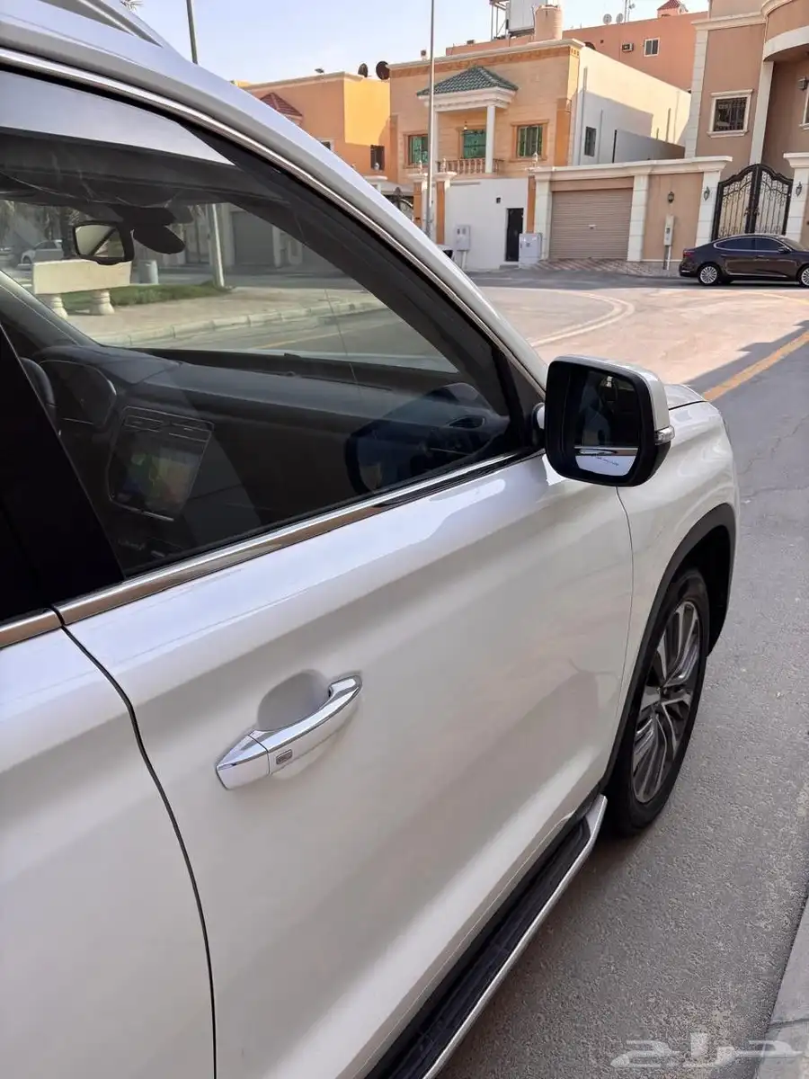 جيب mg rx8 فل كامل 2021 4