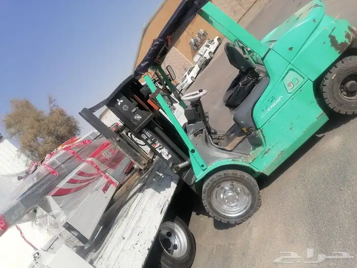 فوركلفت رافعه شوكيه للايجار بالمشوار واليومي 5