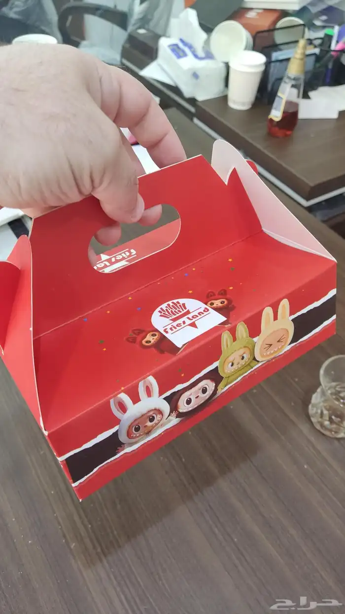 بوكسات كرتونيه واكياس قهوة وورق زبدة 0
