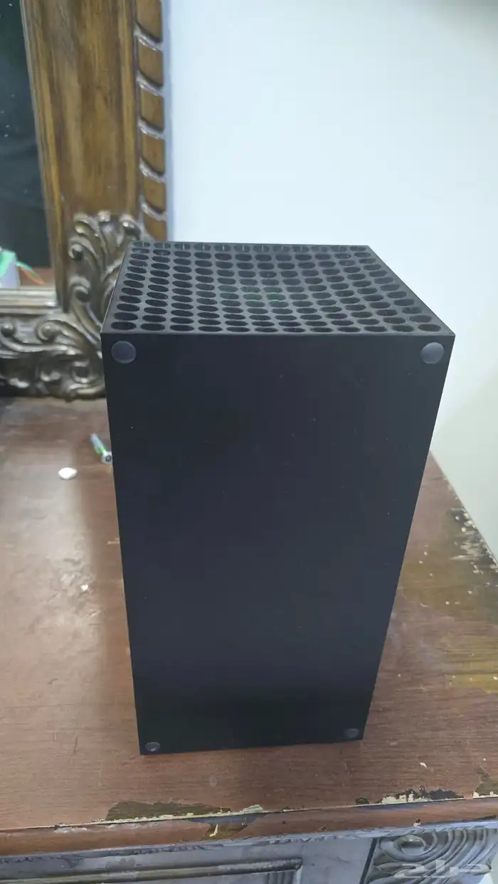 للبيع Xbox Series X - اكس بوكس اكس 1