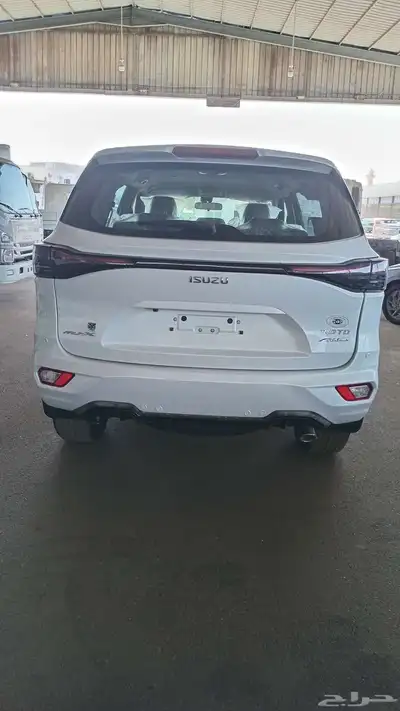 جيب ايسوزو MUX فل كامل دبل دفلوك 2025 2