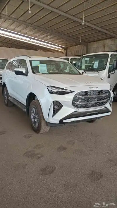 جيب ايسوزو MUX فل كامل دبل دفلوك 2025 4