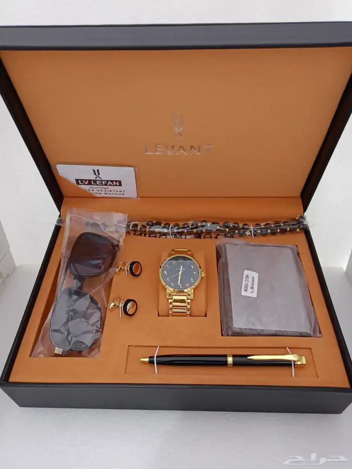 ...   أطقم رجالية فخمة .. مستوحاه من ماركة 8