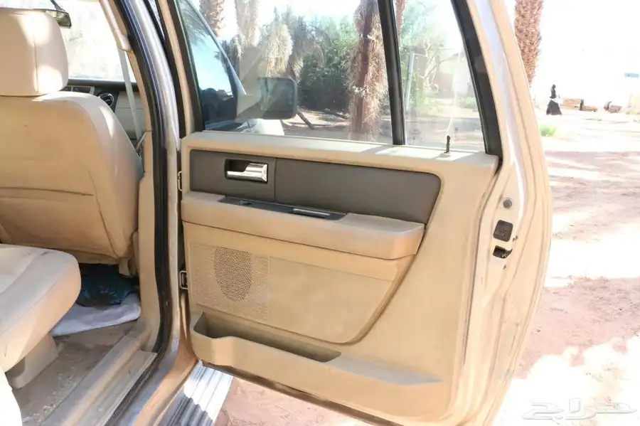فورد اكسبشن 2008 3