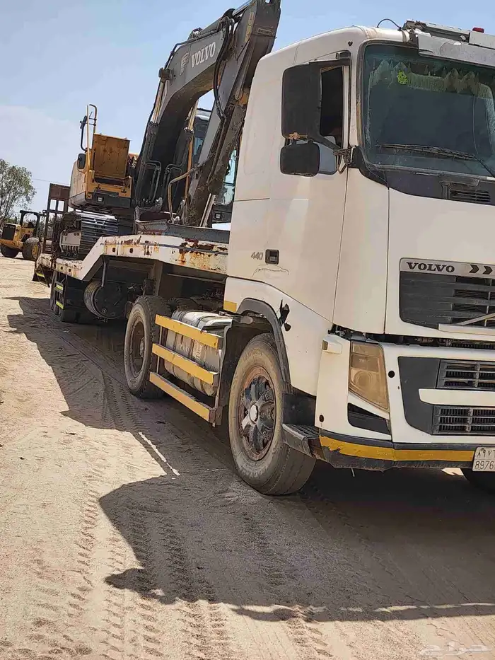لوبد لتحميل المعدات متواجد في الرياض اتجاه الجنوب 1