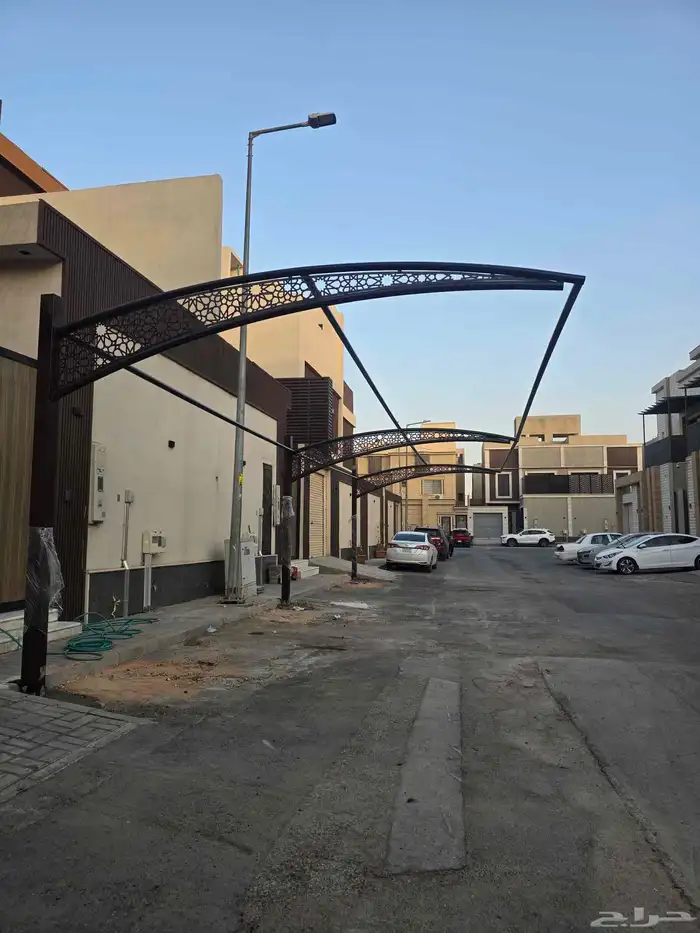 تركيب مظلات مواقف السيارات 1