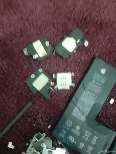 للبيع قطع غيار ايفونات من 5s الى ايفون 16برو ماكس 9