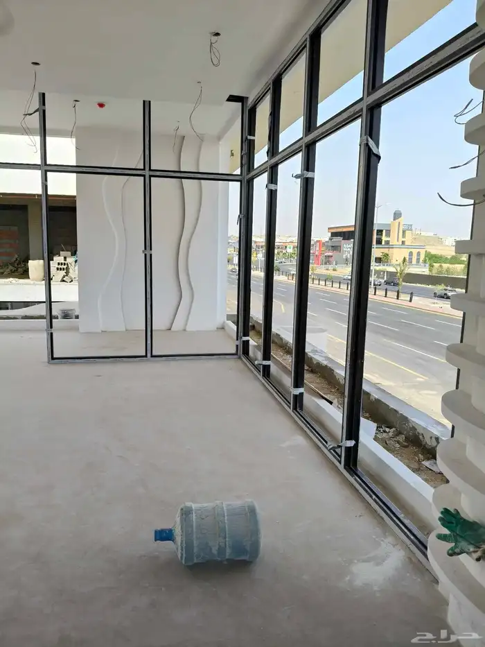 زجاج سكريت  درابزين  استركشر  المنيوم  شورات ومراوش 7