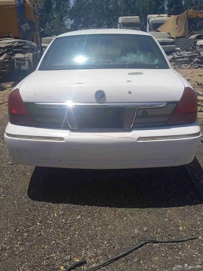 قطع غيار فورد مركيز وفيكتوريا 2010 3