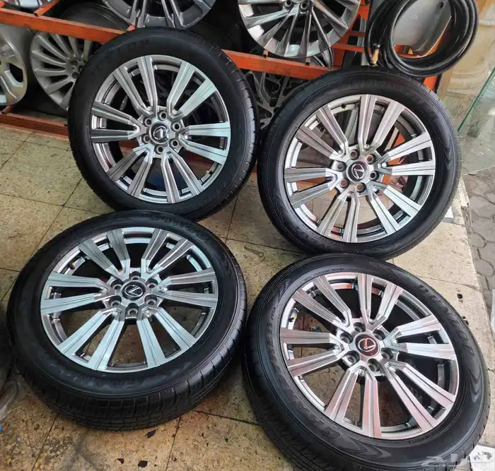 جنوط جيب لكزس LX 600 مقاس 22 اصلي وكاله موديل 2024 0