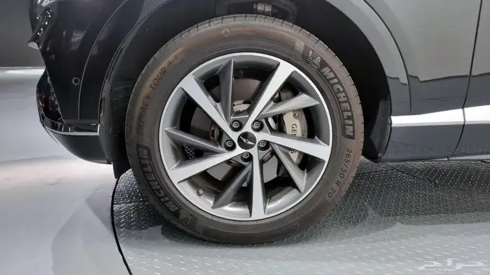 GV80 AWD 2024 استيراد من كوريا 14