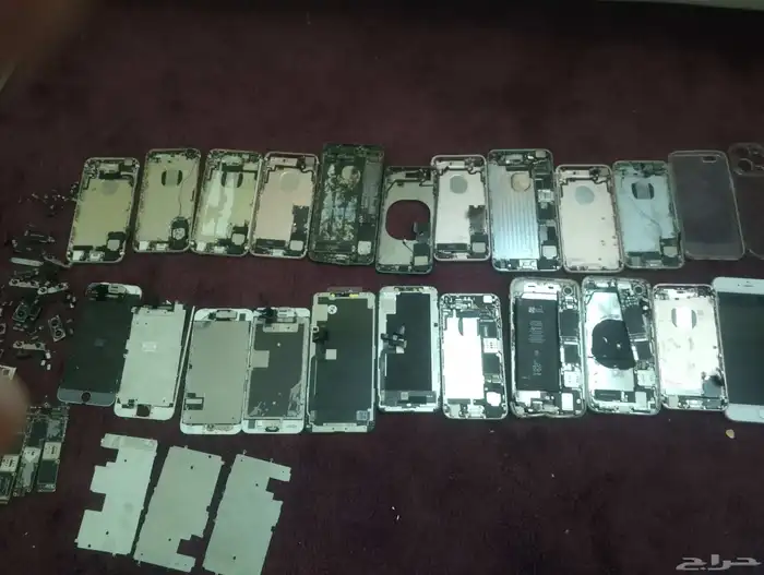 للبيع قطع غيار ايفونات من 5s الى ايفون 16برو ماكس 1