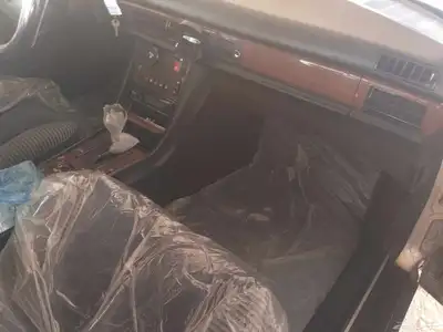 مرسيدس 90 حجم 300ب15 الف 18