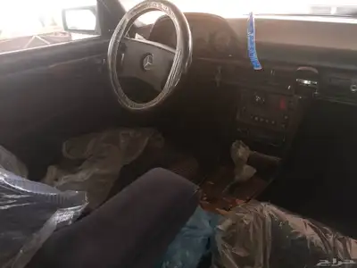 مرسيدس 90 حجم 300ب15 الف 11