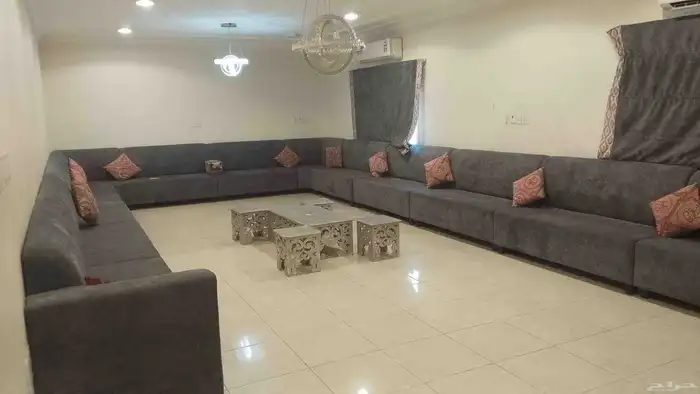 استراحه شموخ ايجار يومي حي الشراع العزيزيه 4