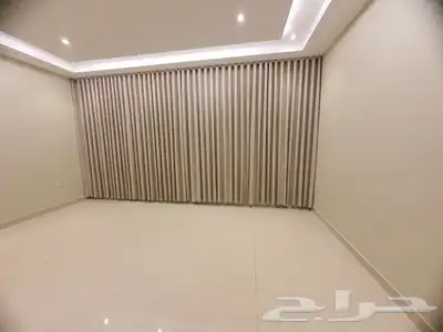 معلم تركيب ستائر 0