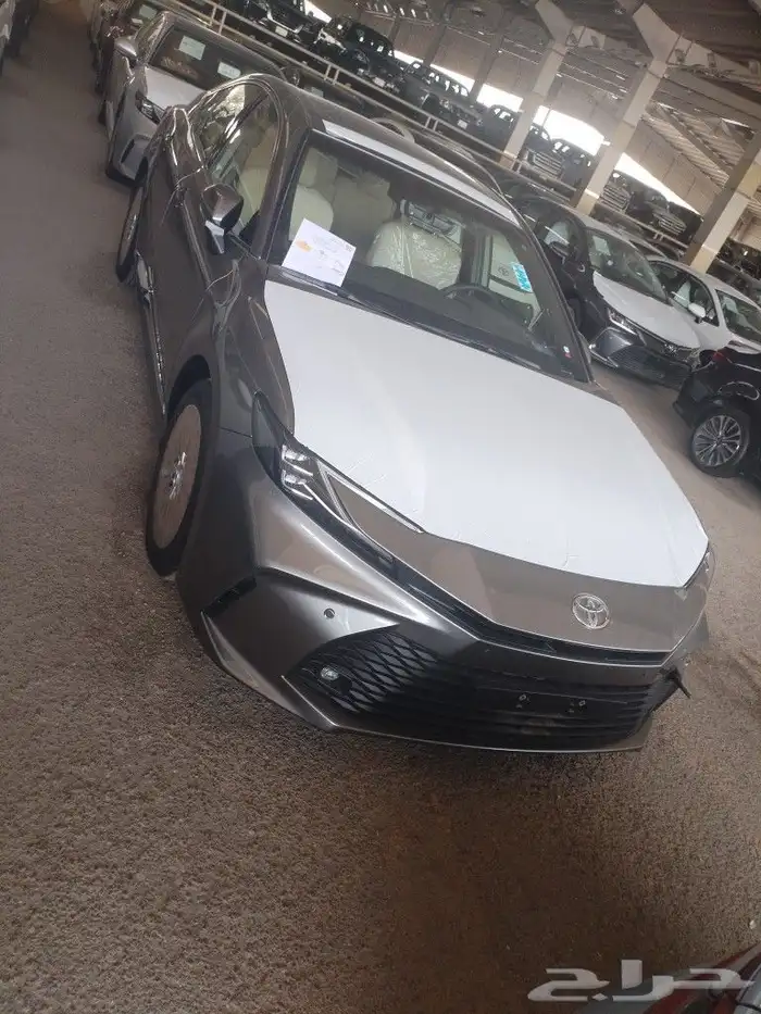 كامري 2025 فئه LE بنزين 2