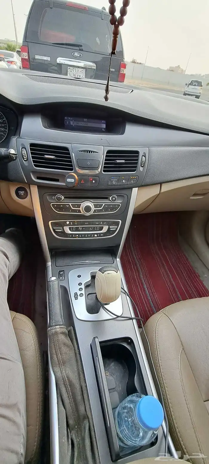 رينو سافران 6 سلندر 8