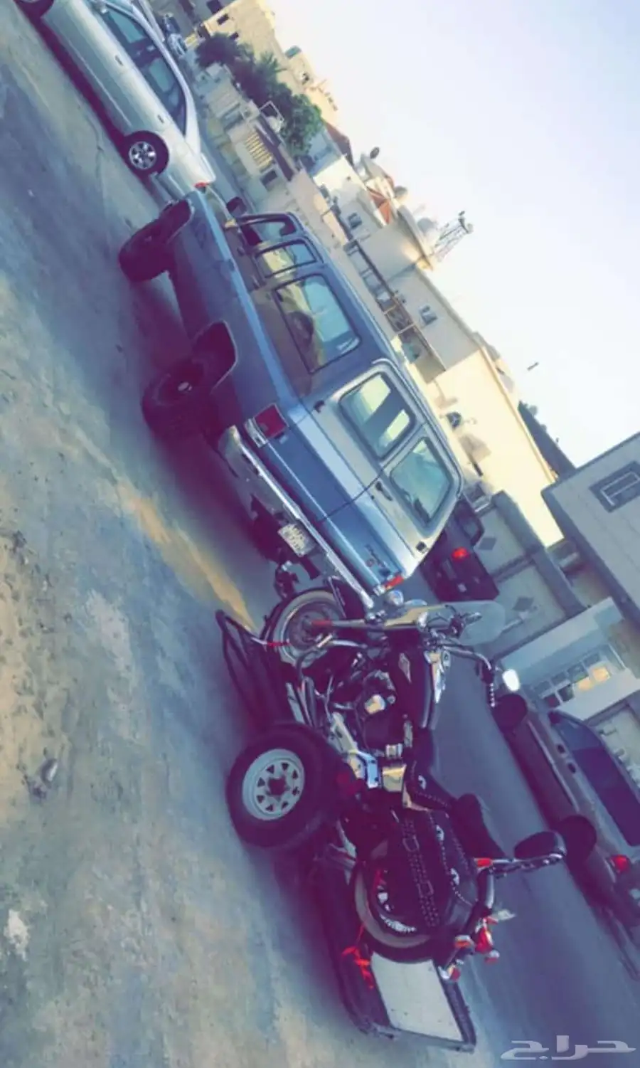 عربة نقل دبابات وقطع غيار 2