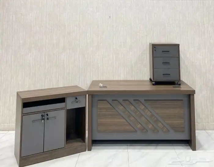 office furniture tabel and chairs and cabinet 36