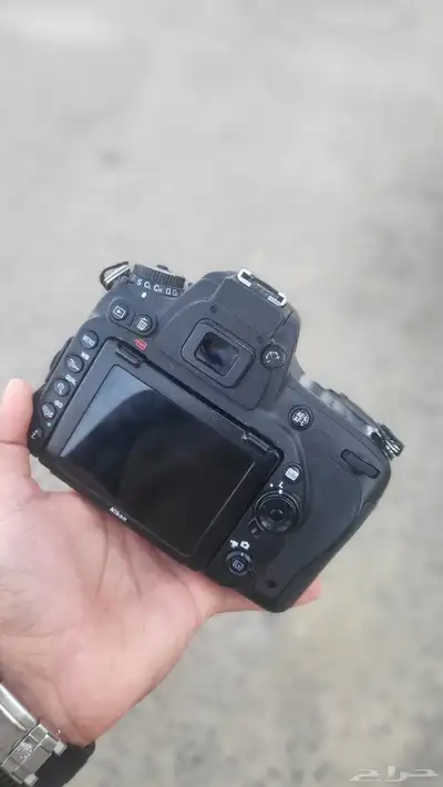 كاميرا نيكون d750 مع عدسه85بورتريه f1.8 6
