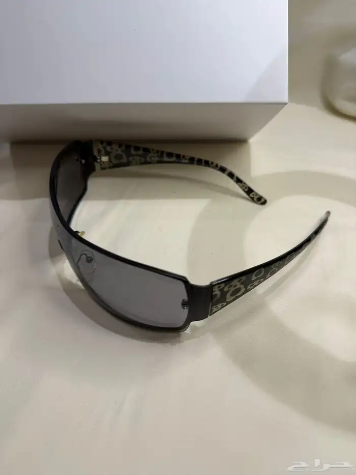 155 نظارة شمسية (نسائي   رجالي   ولادي) للبيع جملة واحدة 4