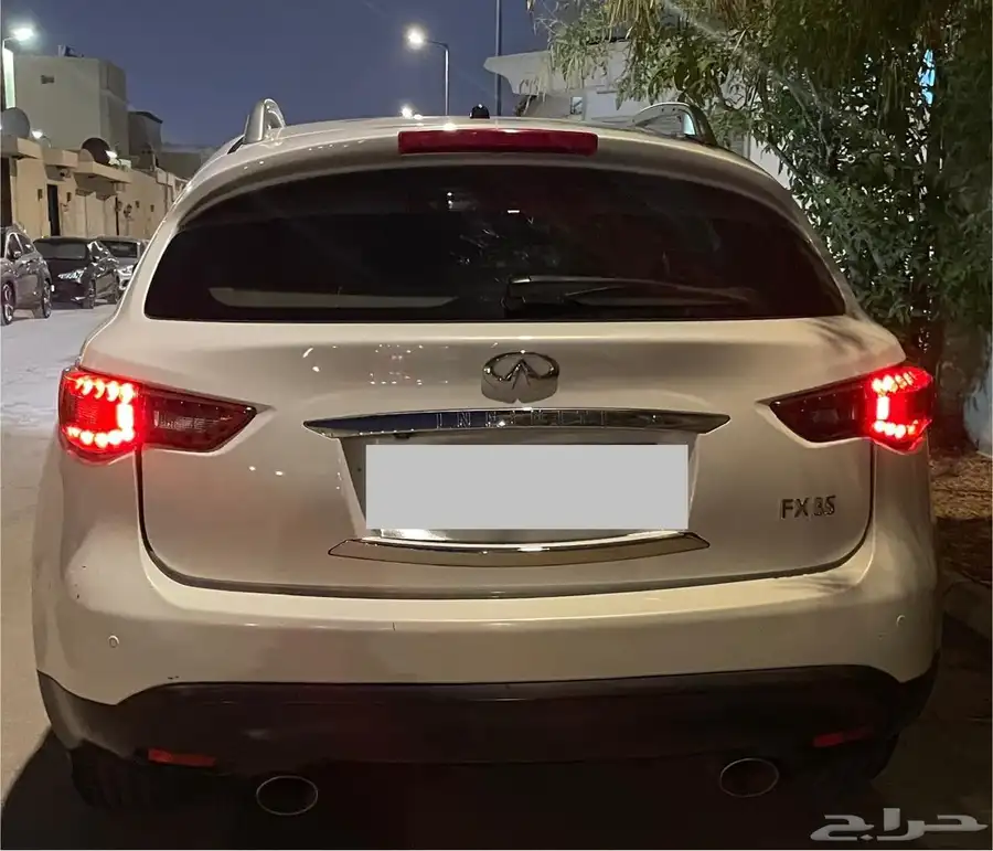 انفنتي FX 2010 فل كامل 15