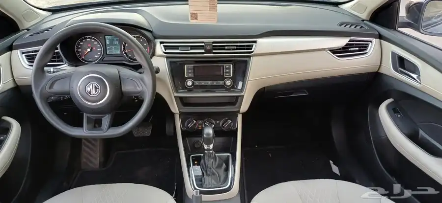ام جي 5 2023 استاندر 7
