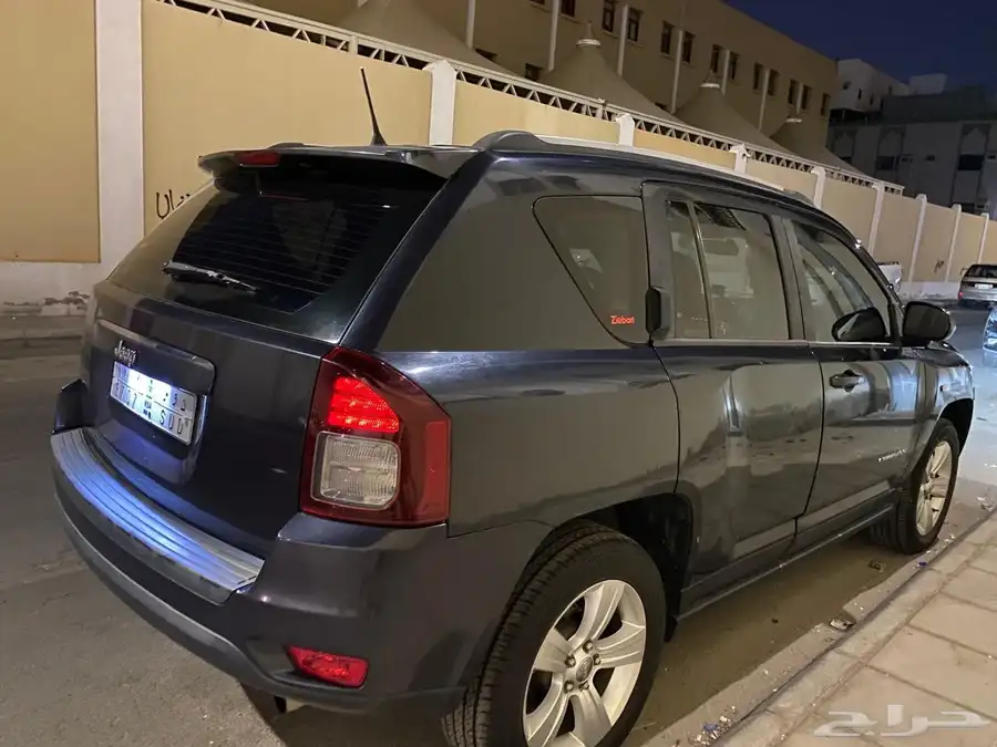 Jeep (Compass-2016). (10 10 Condition) 10