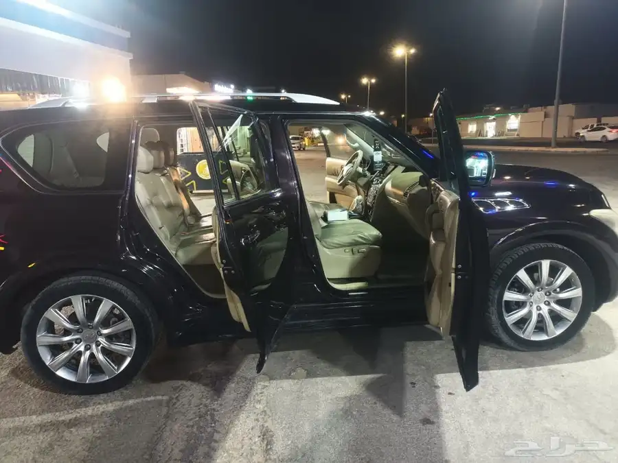 انفنتي qx56 موديل 2011 الممشى 381 رش بعض القطع بسبب تبهيت و 3