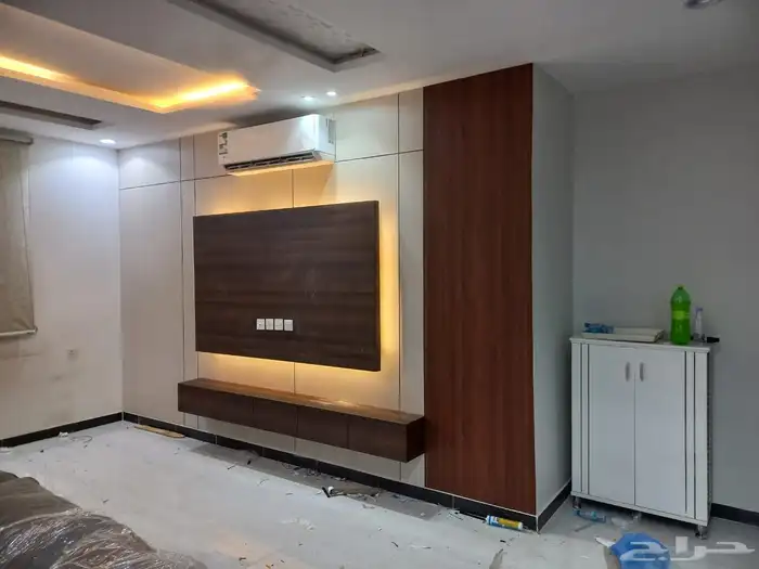 ديكورات شاشه التلفزيون شيبورد وطاوله ورفوف وبوكسي دهانات جوت 7