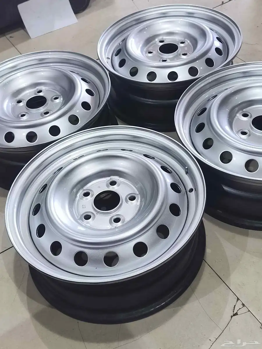 عروض الصيف جنوط هايلوكس مقاس 16 اصلي بلد 6