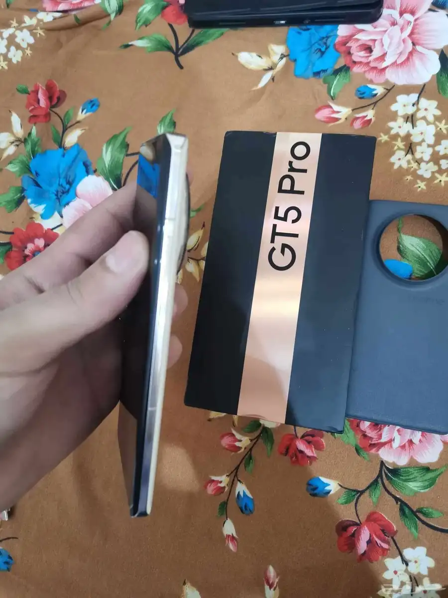 Realme GT 5pro 3