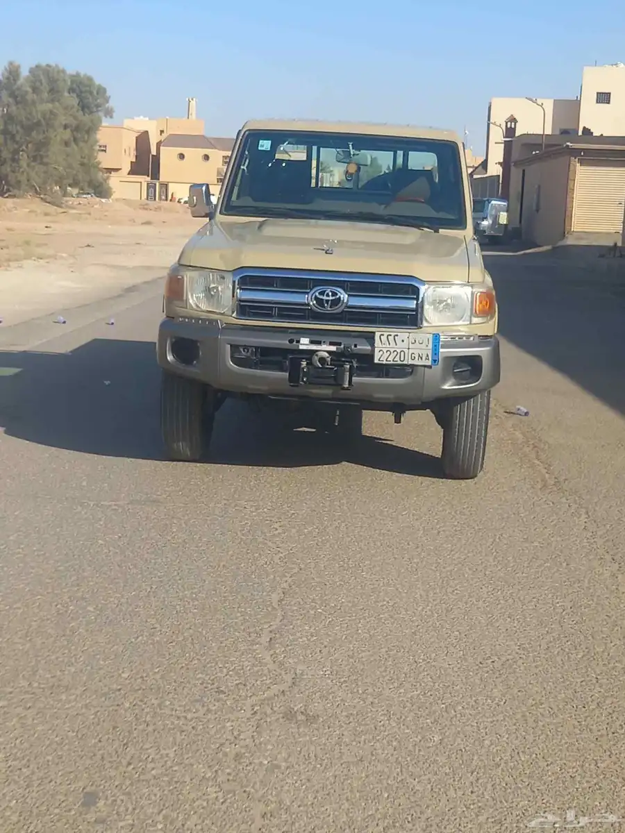 جيب شاص للبيع مديل 2014 فل كامل بريمي دفلق ونش جهرب كمرا 490 2