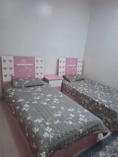اثاث لبيع وشاشه 1